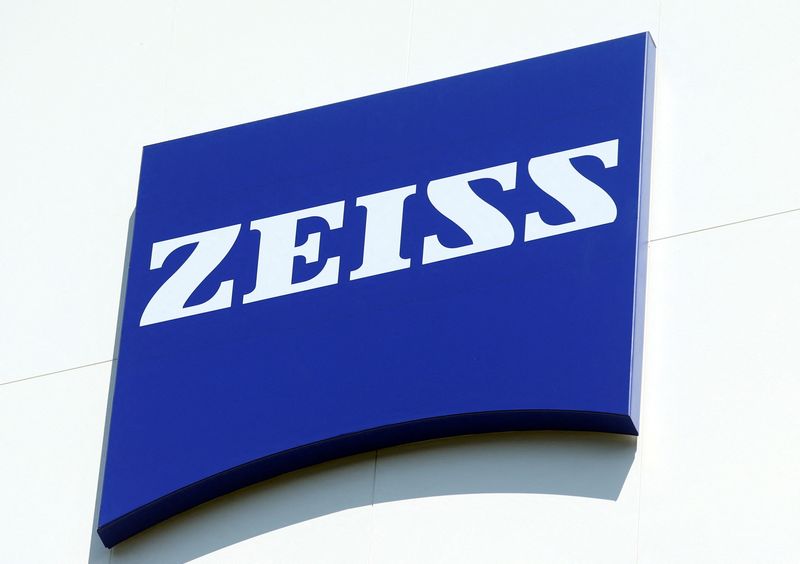 ZEISS